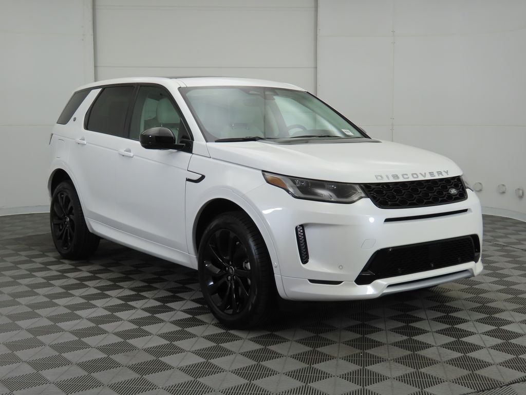2024 Land Rover Discovery Sport S photo 3