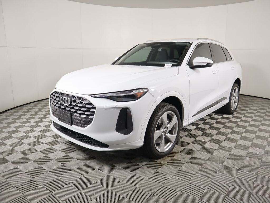 New 2025 Audi Q5 2.0T Premium SUV