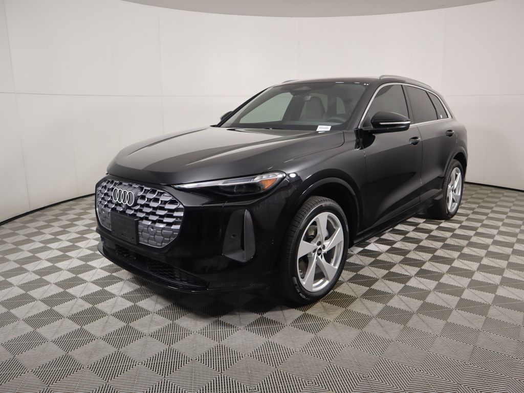 2025 Audi New Q5 Prestige's photo