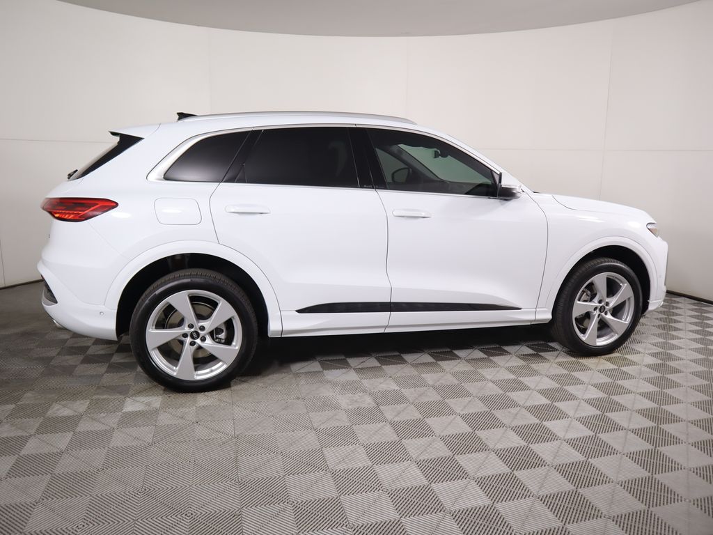 2025 Audi Q5 2.0T Premium Plus photo 4