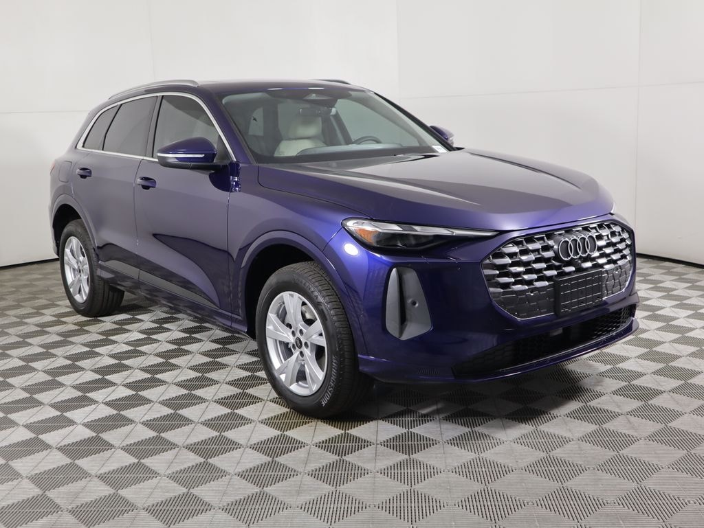 New 2025 Audi Q5 2.0T Premium SUV