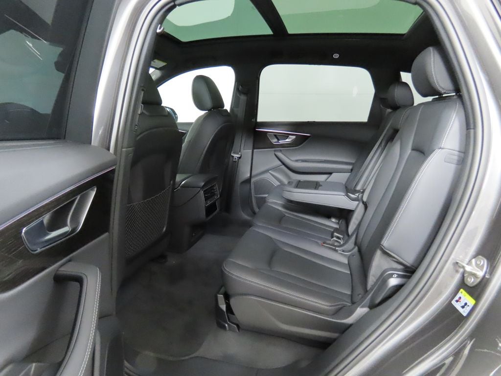 2025 Audi Q7 Premium Plus - Photo 23