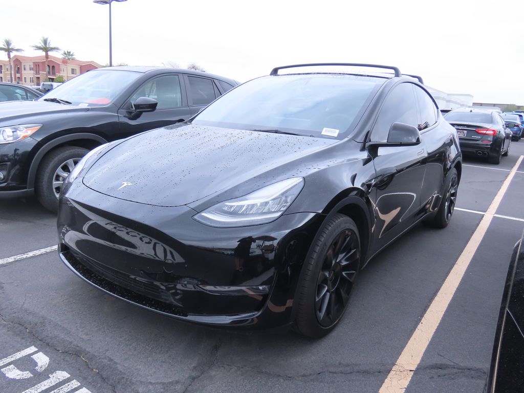 Used 2022 Tesla Model Y Long Range with VIN 7SAYGAEE9NF362963 for sale in Chandler, AZ