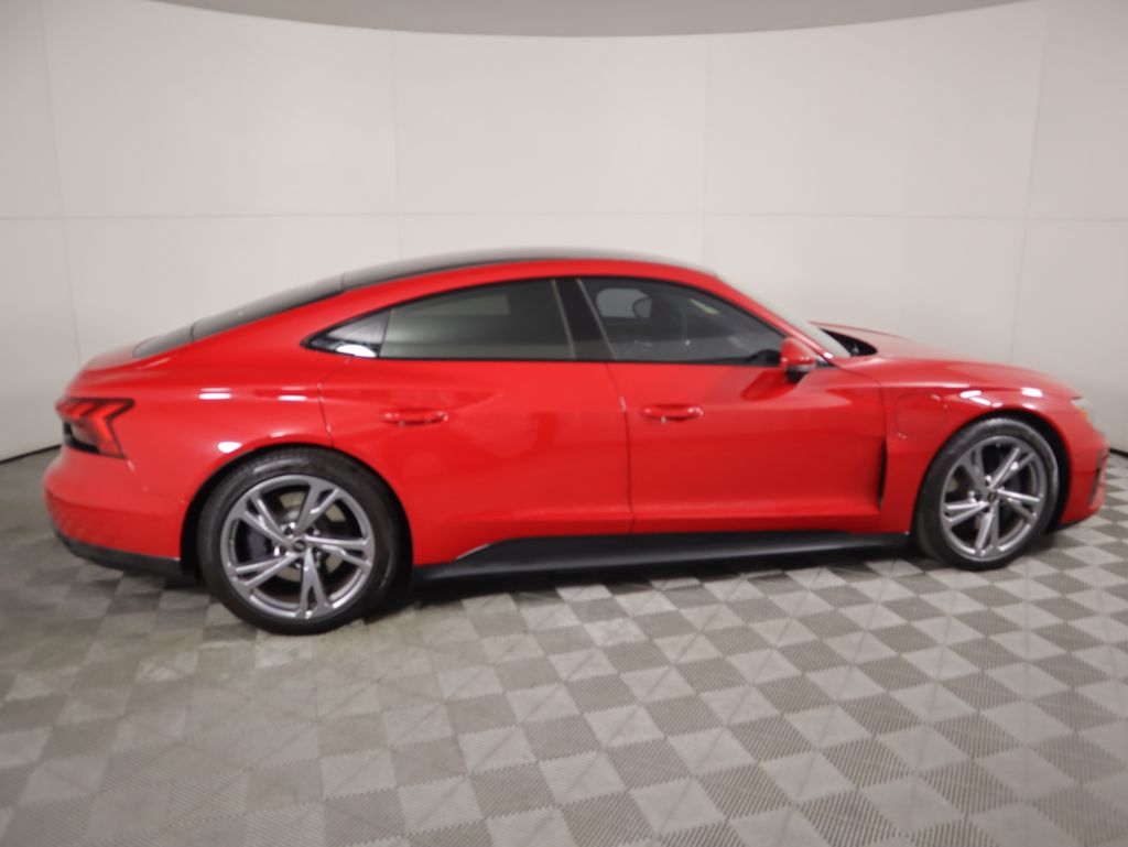 2023 Audi e-tron GT Premium Plus photo 4