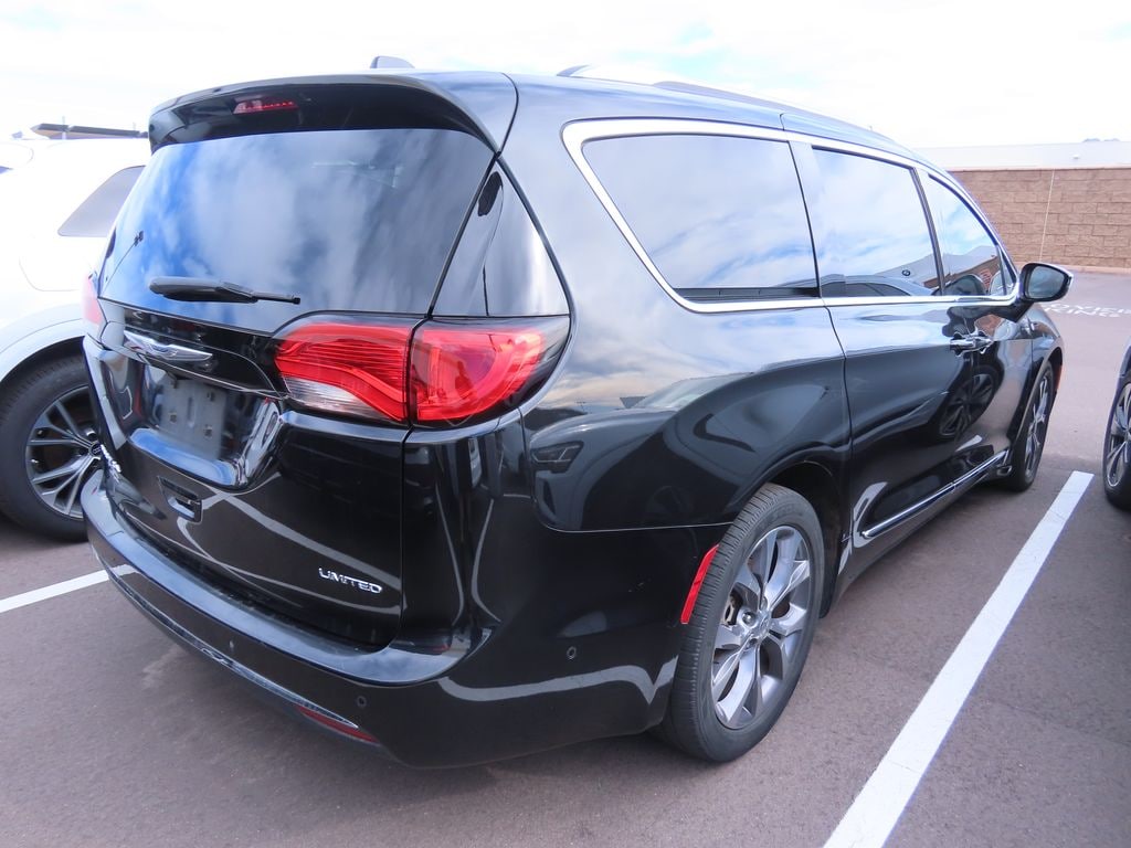 Used 2020 Chrysler Pacifica Limited Van Passenger Van