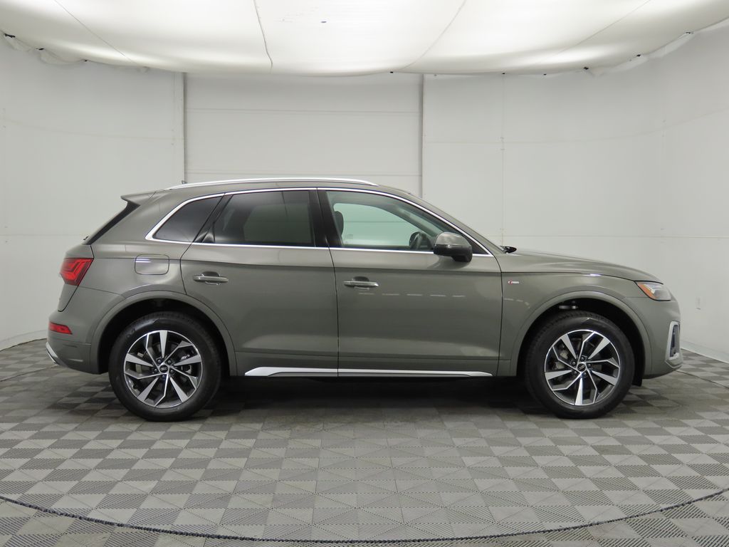 2025 Audi Q5 45 S line Premium Plus photo 4