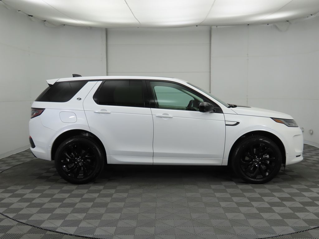 2024 Land Rover Discovery Sport S photo 4