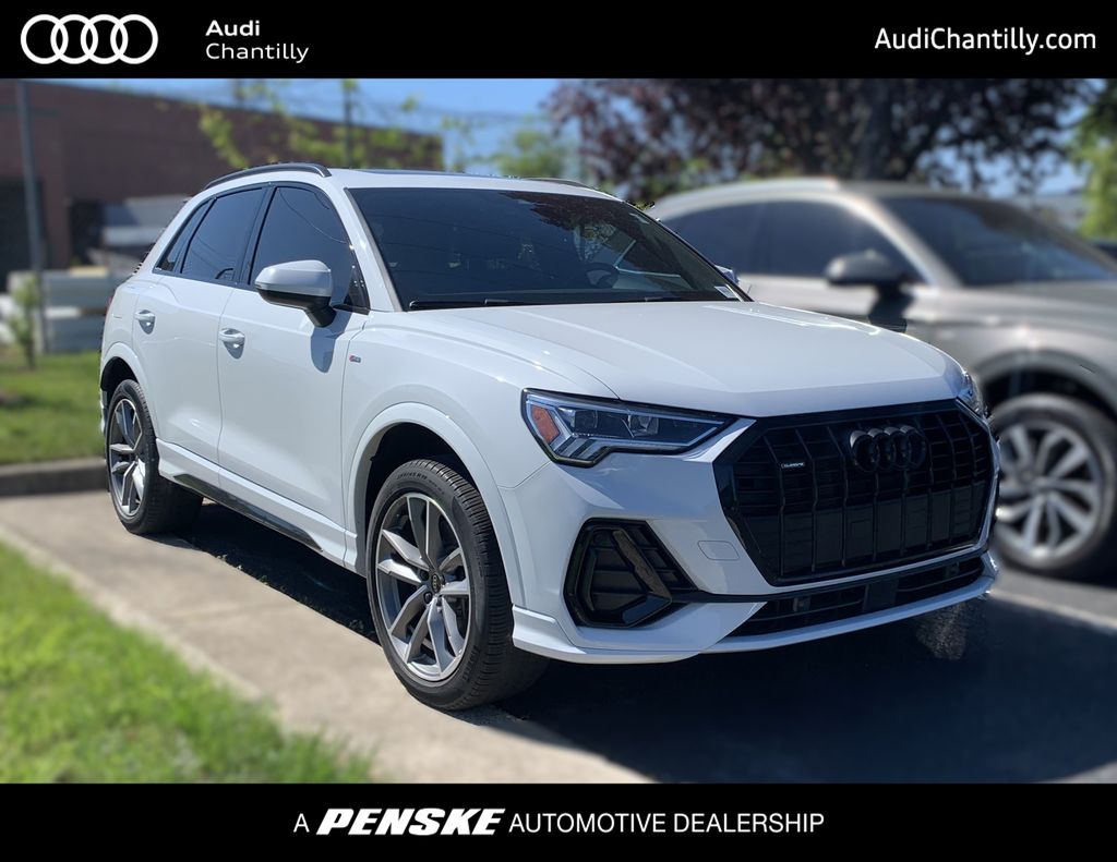 2023 Audi Q3 45 TFSI S Line Premium quattro's photo