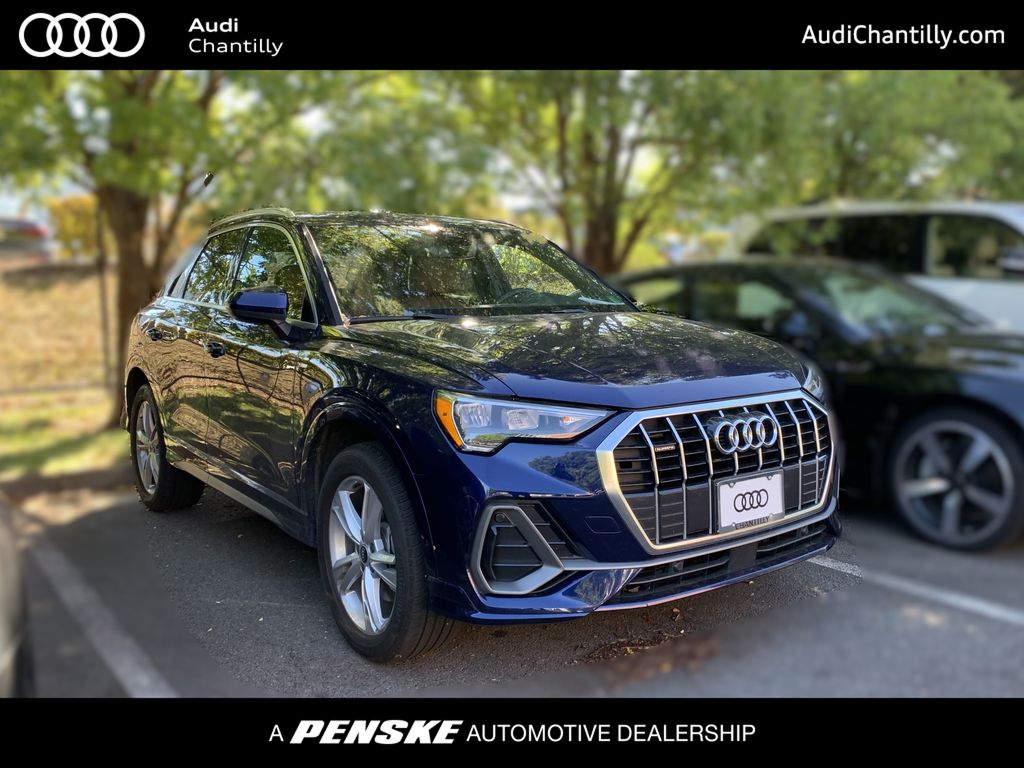 2022 Audi Q3