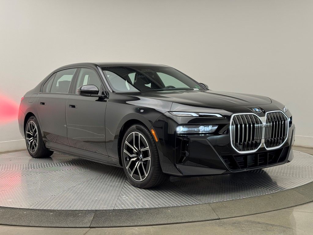 Used 2024 BMW i7 Base with VIN WBY43EJ00RCS41636 for sale in Chantilly, VA