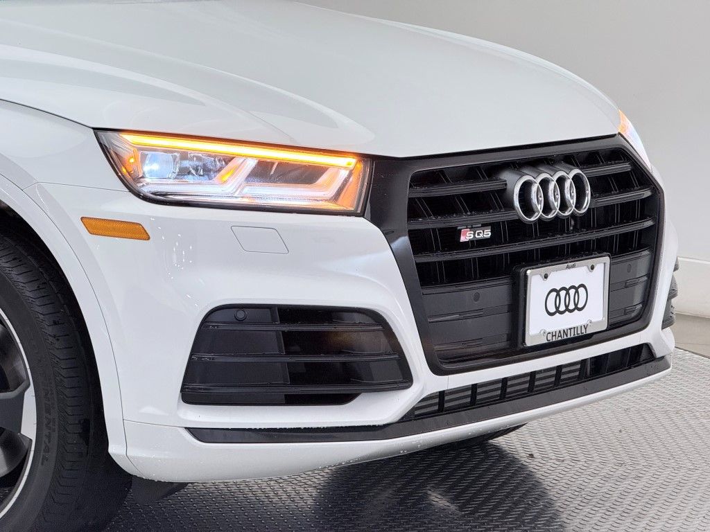 2020 Audi SQ5 Premium Plus photo 2