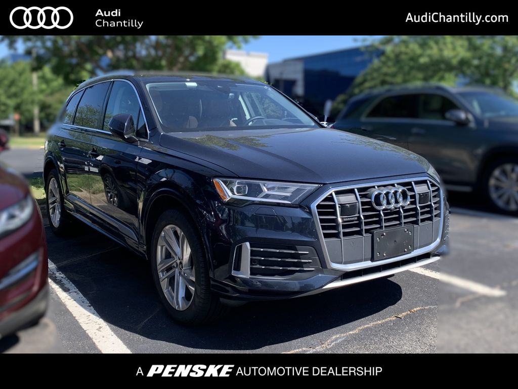 2023 Audi Q7 45 Premium quattro Tiptronic's photo