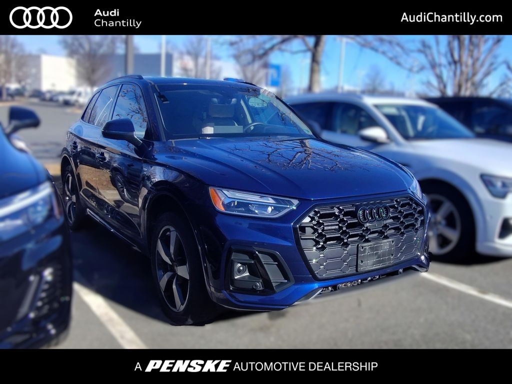 2022 Audi Q5 45 Premium Plus's photo