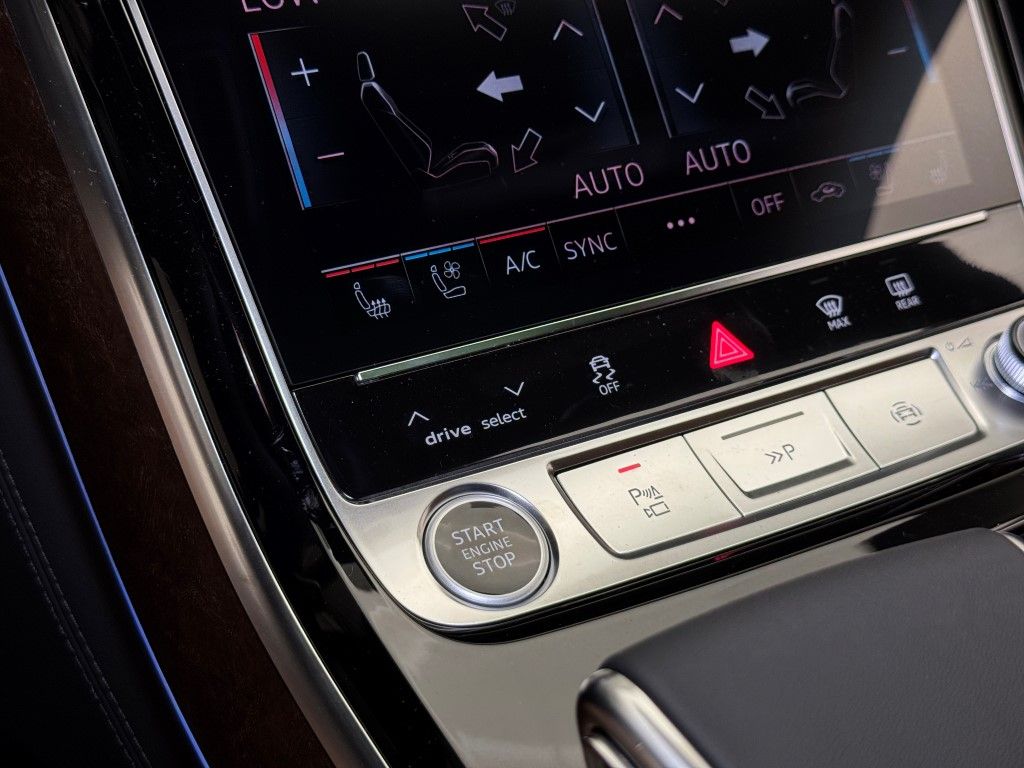 2025 Audi A8 Base - Photo 47