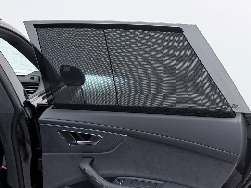 2026 Audi SQ8 Prestige - Photo 23