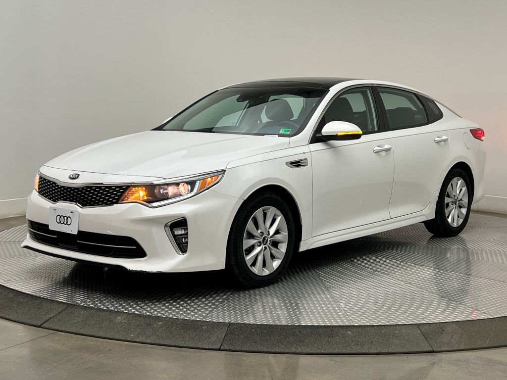 Used 2018 Kia Optima EX with VIN 5XXGU4L3XJG223291 for sale in Chantilly, VA