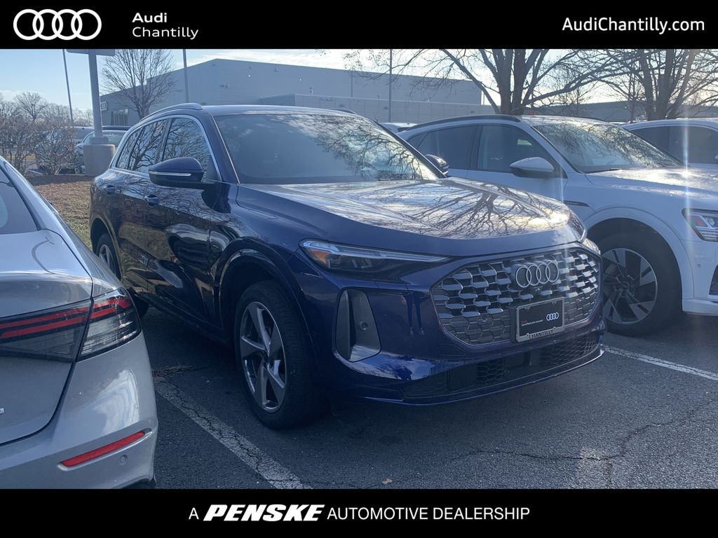 2025 Audi New Q5 Premium Plus's photo