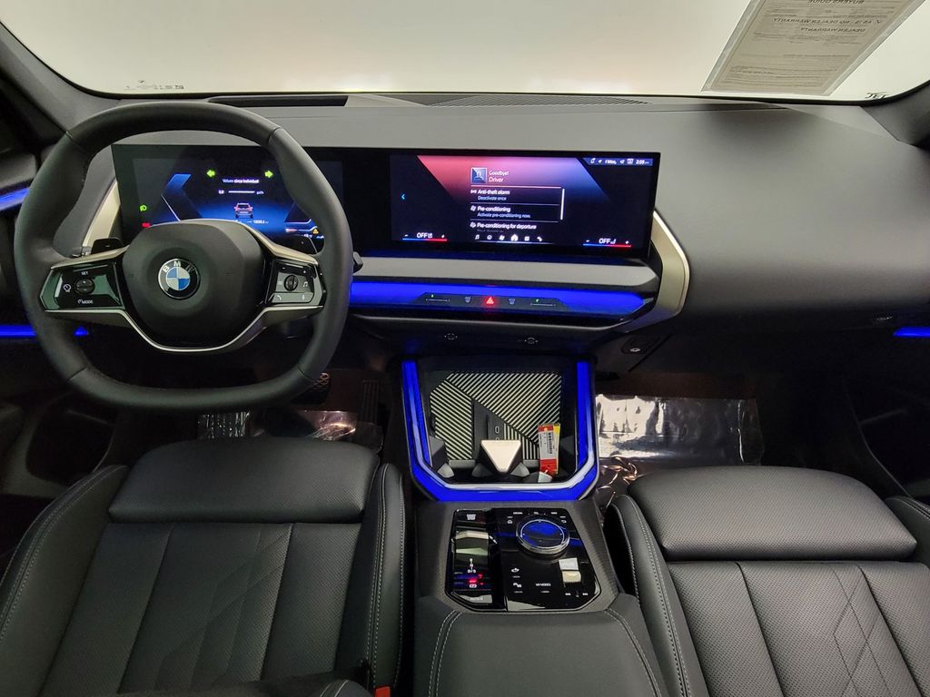 2025 BMW X3 30 - Photo 18