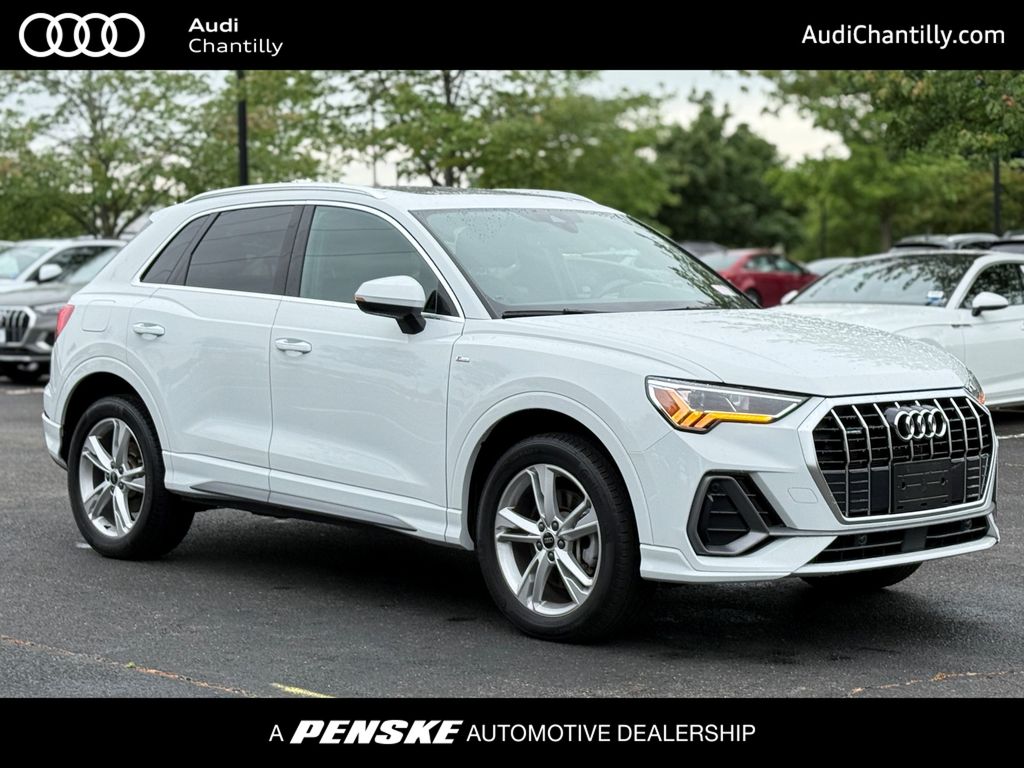 2024 Audi Q3 45 TFSI S Line Premium quattro's photo
