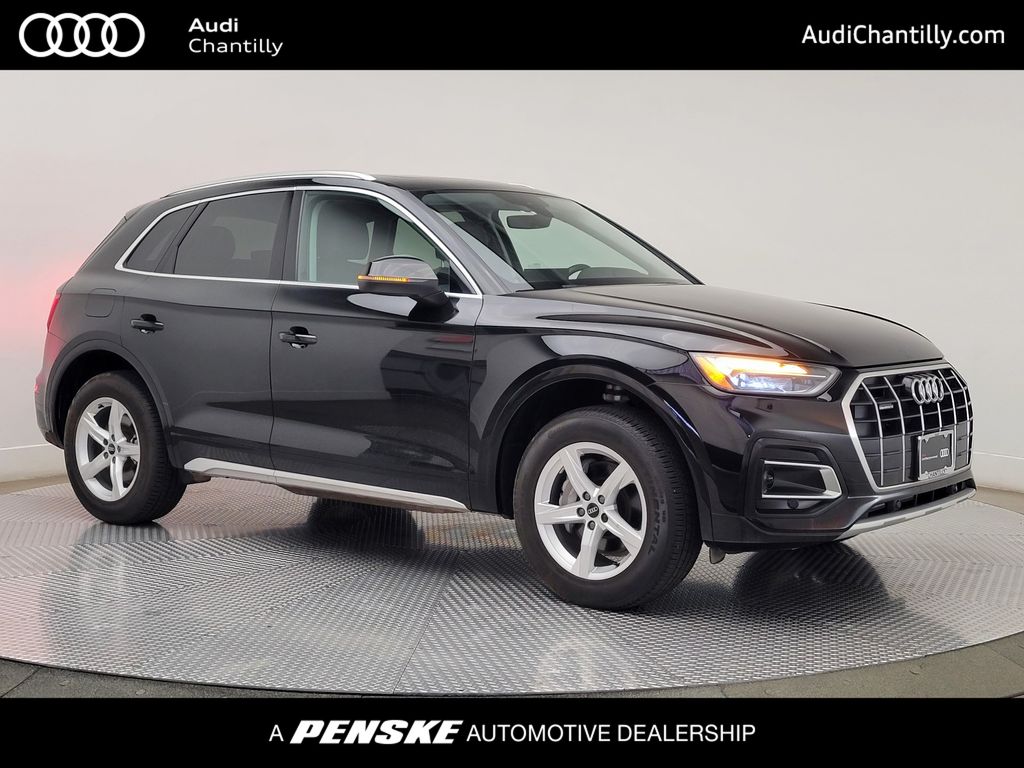 2023 Audi Q5 40 Premium's photo