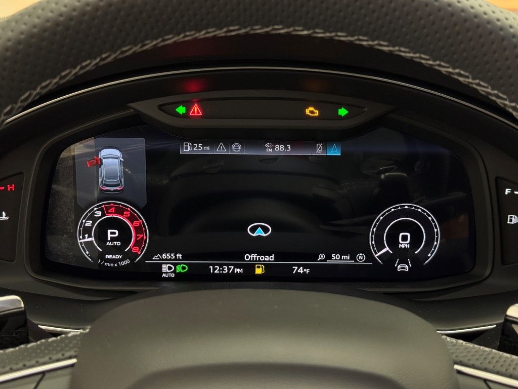 2025 Audi RS Q8 Base - Photo 48