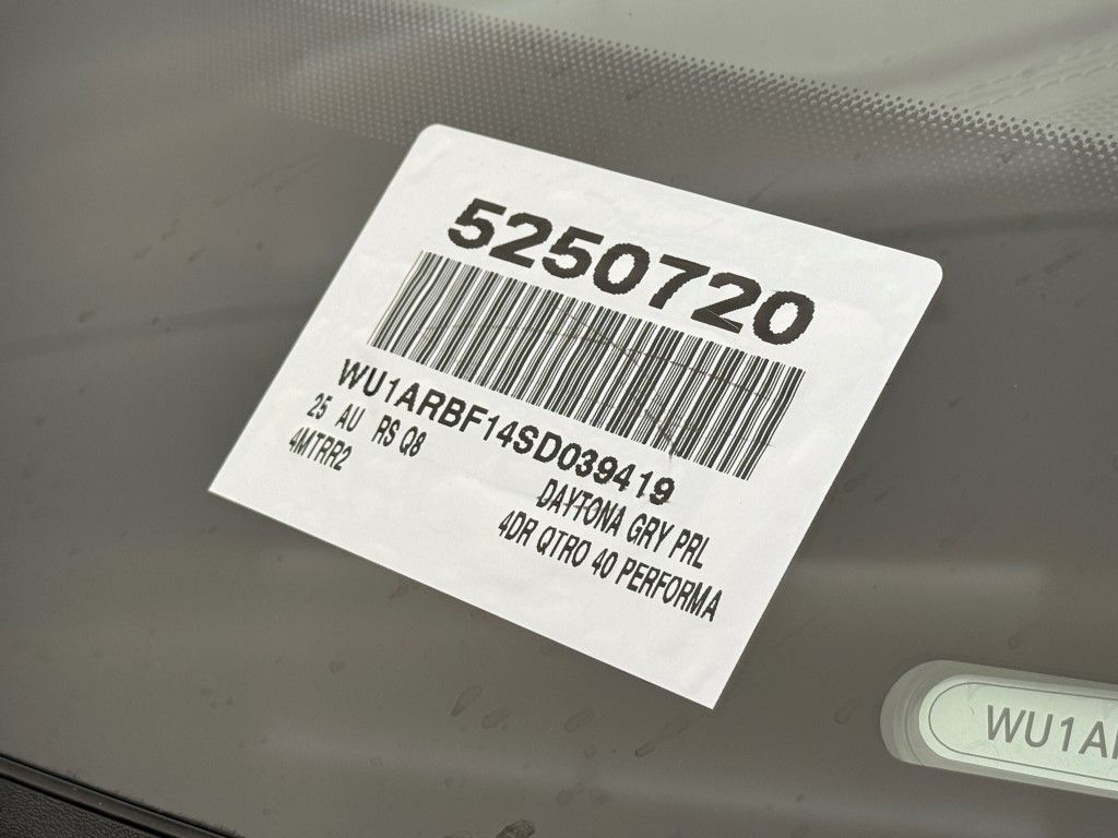 2025 Audi RS Q8 Base - Photo 60