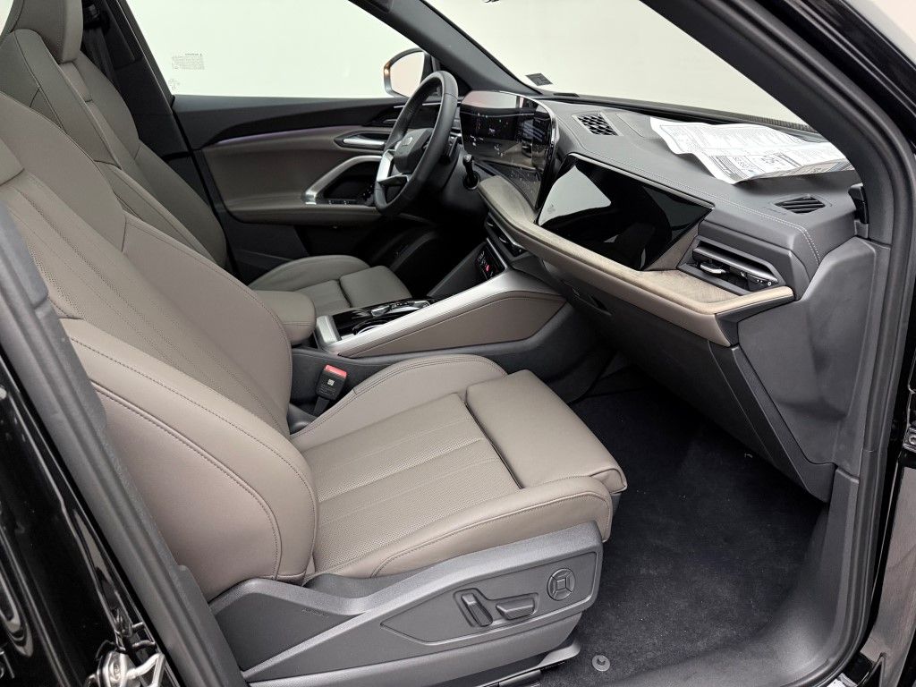 2025 Audi Q5 Premium Plus - Photo 15