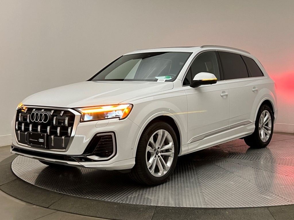 Certified 2025 Audi Q7 55 Premium SUV