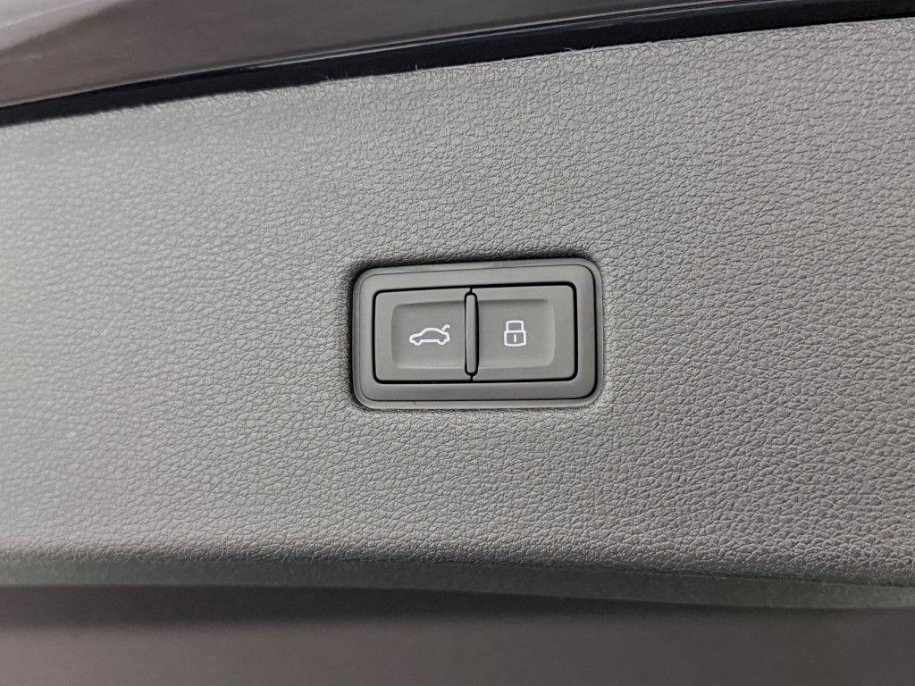 2026 Audi SQ8 Prestige - Photo 25