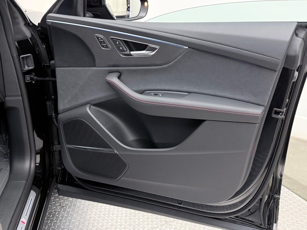 2026 Audi SQ8 Prestige - Photo 19