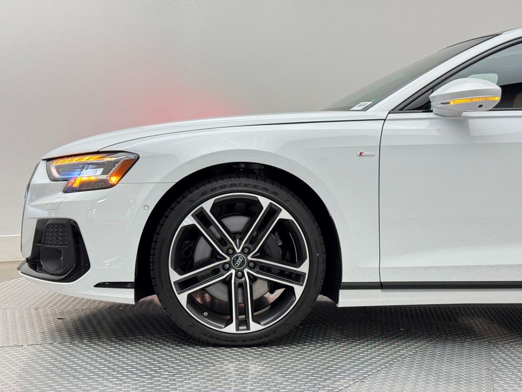 2025 Audi A8 Base - Photo 8