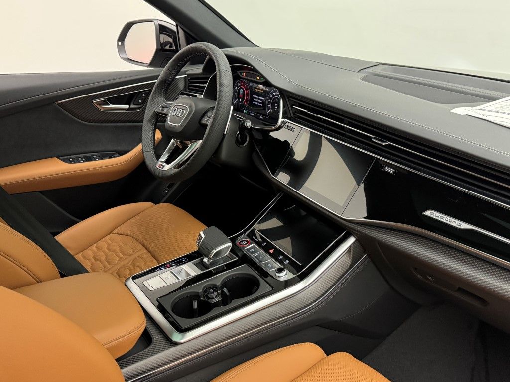 2025 Audi RS Q8 Base - Photo 19