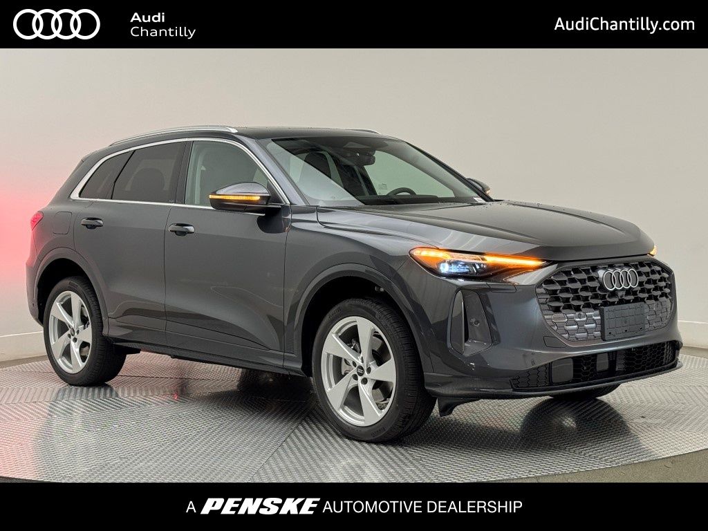 2025 Audi New Q5 Premium Plus's photo