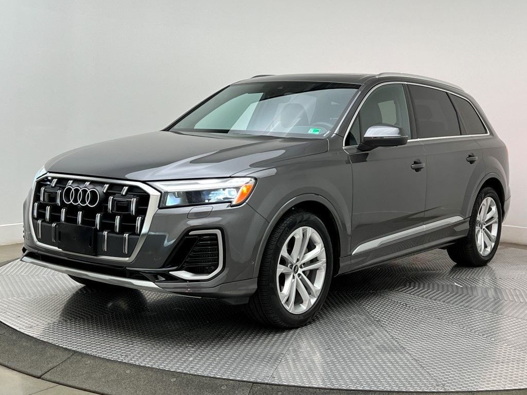 Certified 2025 Audi Q7 55 Premium SUV