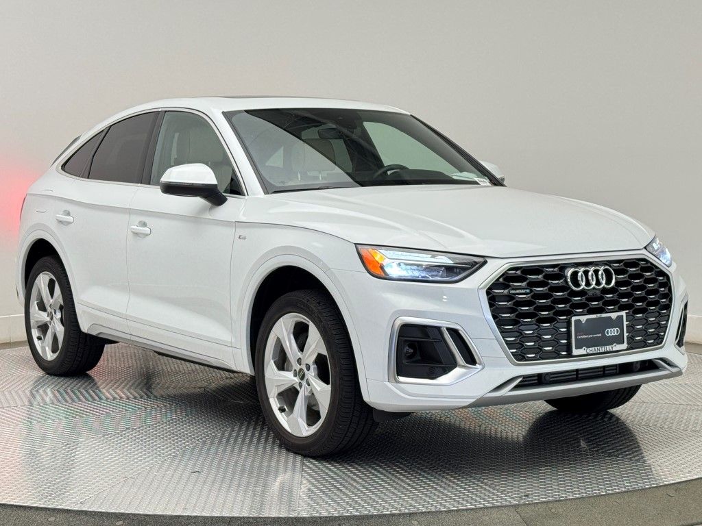 2025 Audi Q5 Sportback 45 S line Premium Plus photo 2