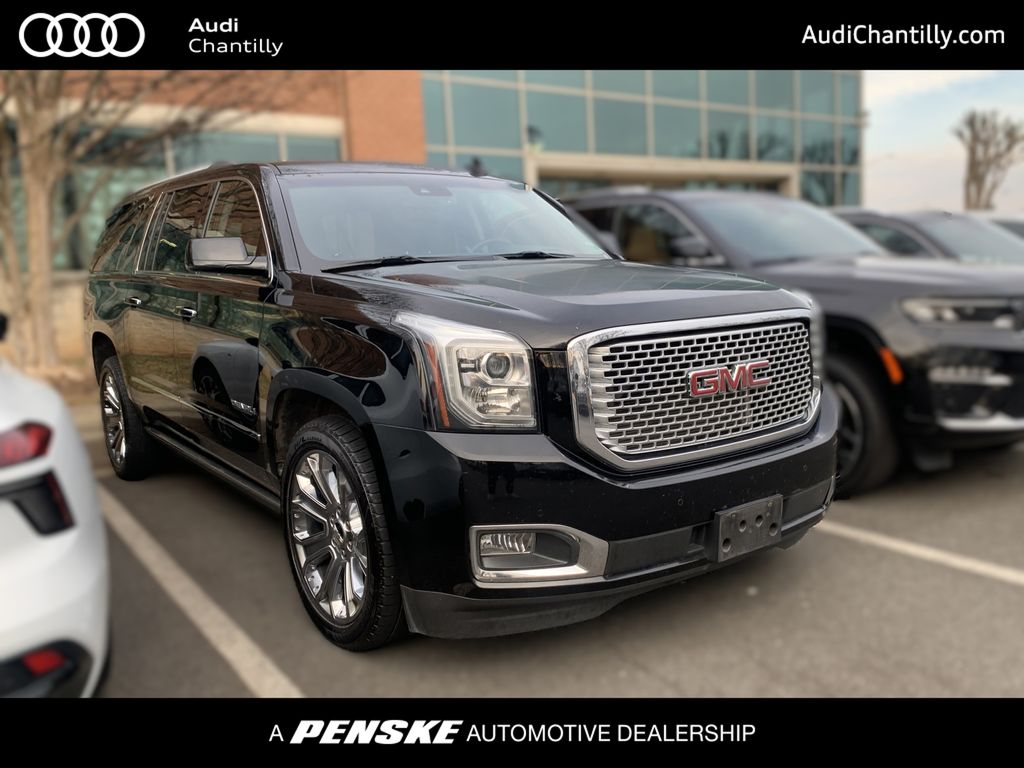 2016 GMC Yukon XL Denali's photo