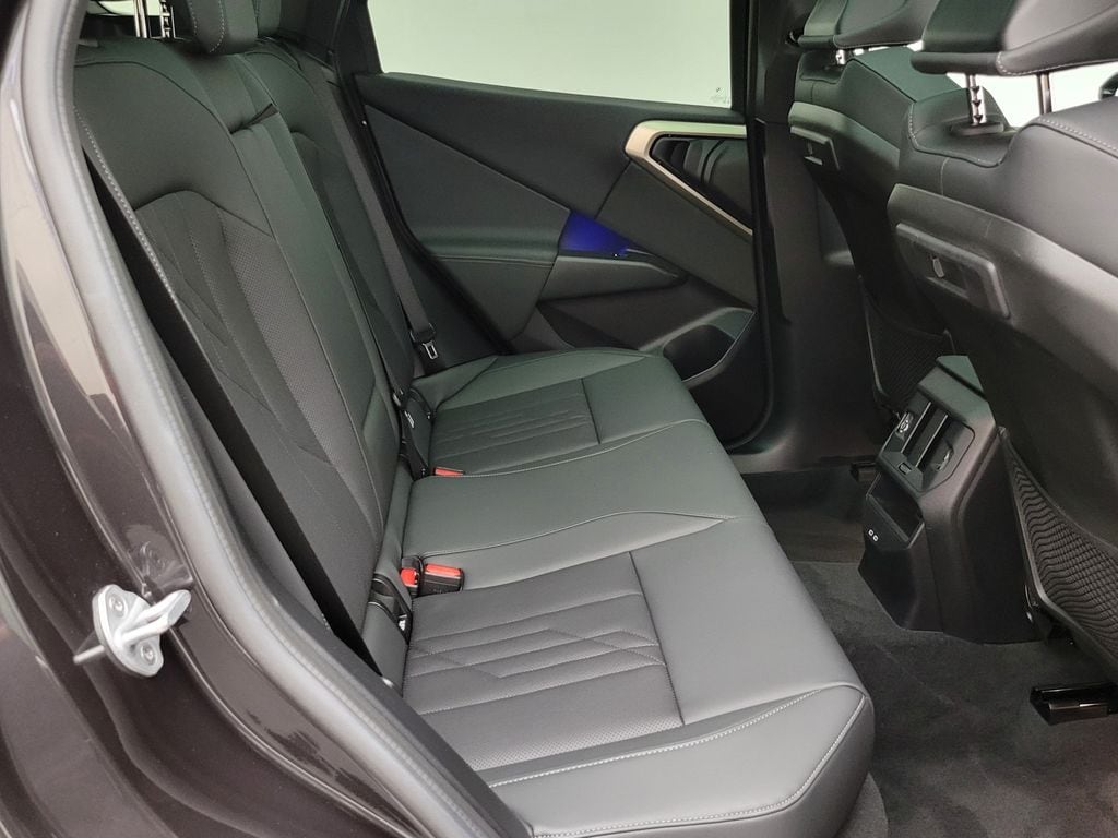 2025 BMW X3 30 - Photo 16