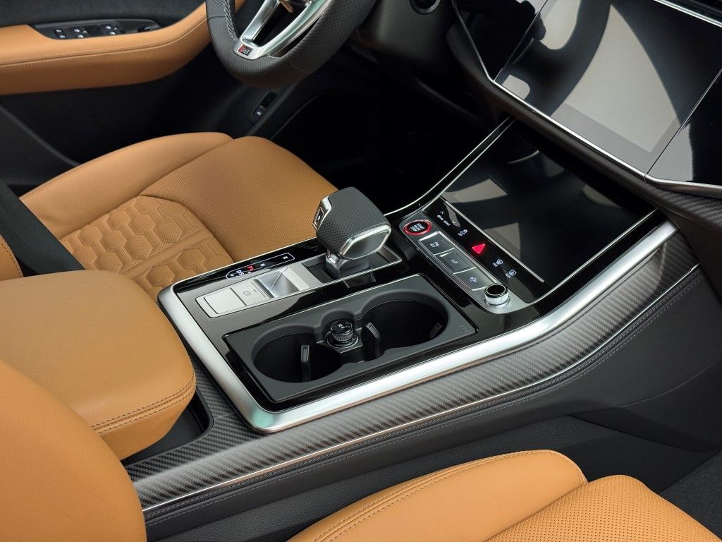2025 Audi RS Q8 Base - Photo 20