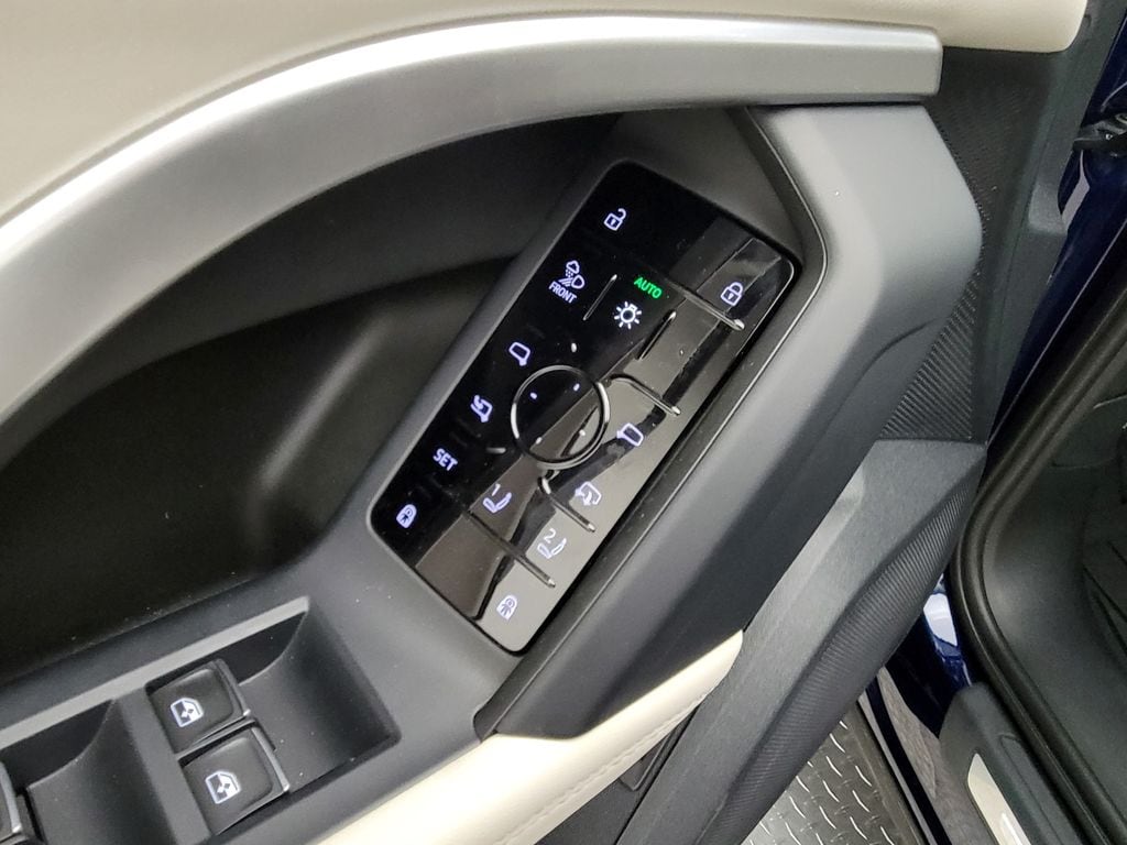 2025 Audi Q5 Prestige - Photo 32
