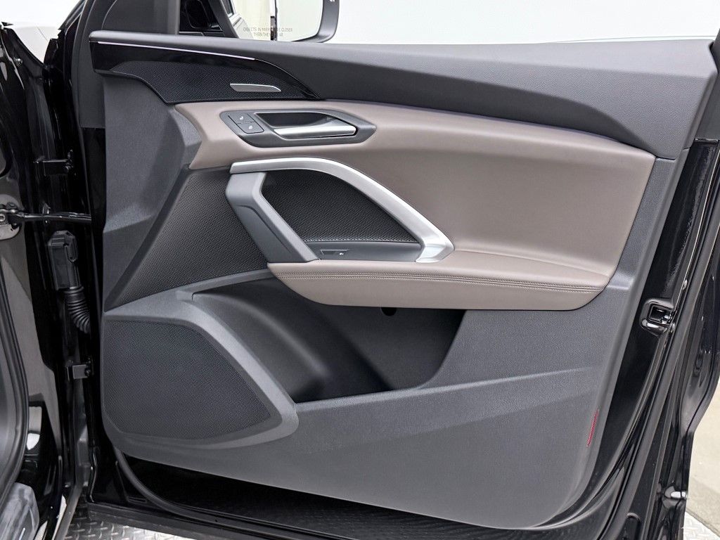 2025 Audi Q5 Premium Plus - Photo 18