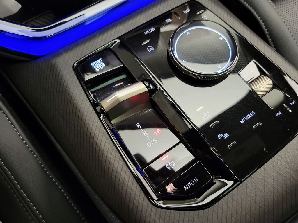 2025 BMW X3 30 - Photo 49