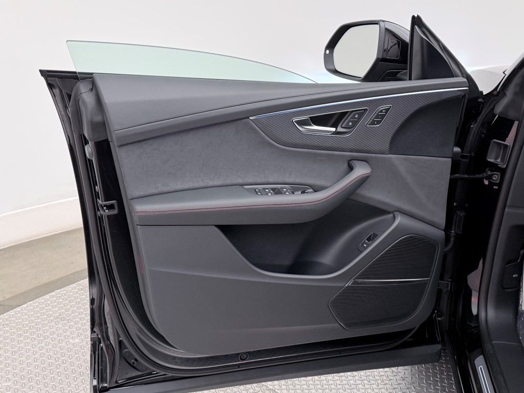 2026 Audi SQ8 Prestige - Photo 27