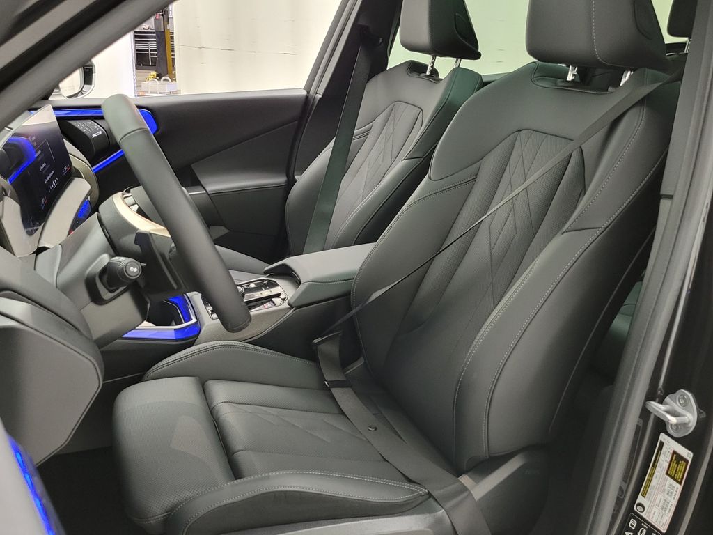 2025 BMW X3 30 - Photo 25