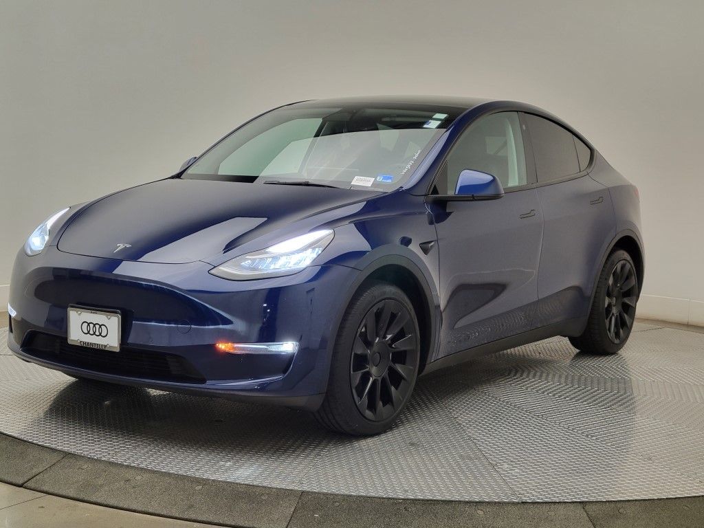 Used 2022 Tesla Model Y Long Range with VIN 7SAYGDEEXNF312316 for sale in Chantilly, VA