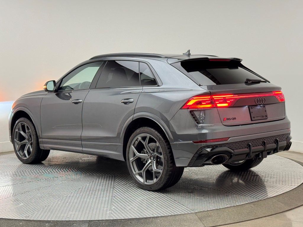 2025 Audi RS Q8 Base - Photo 10