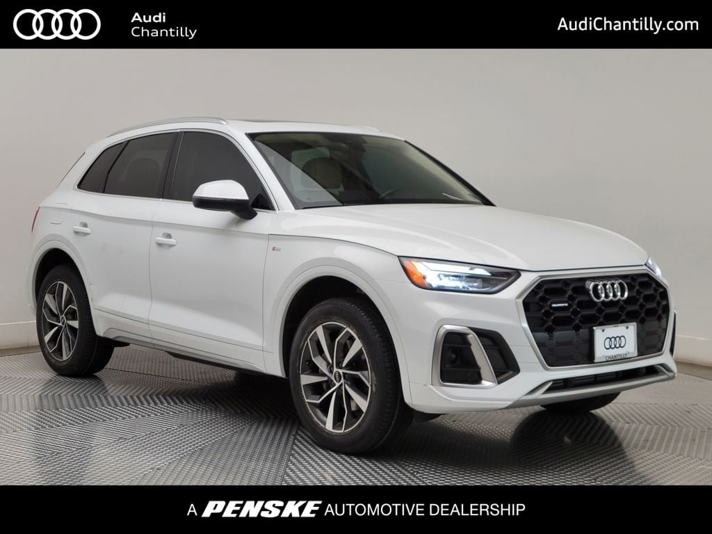 2023 Audi Q5 45 Premium's photo