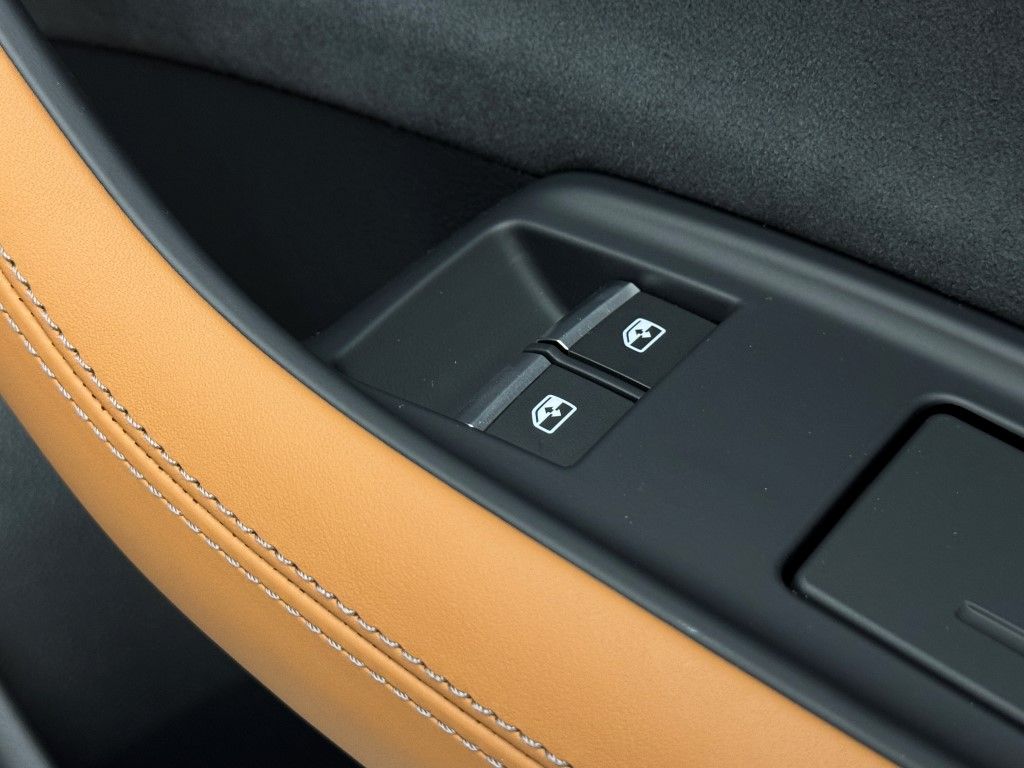 2025 Audi RS Q8 Base - Photo 28