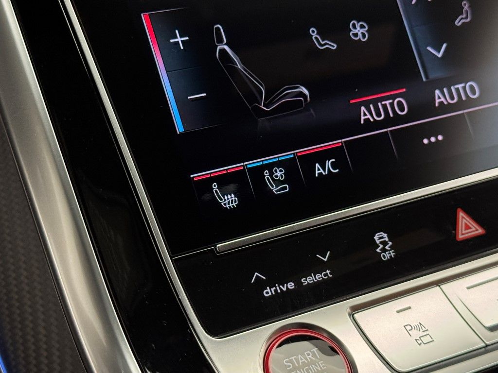 2025 Audi RS Q8 Base - Photo 38