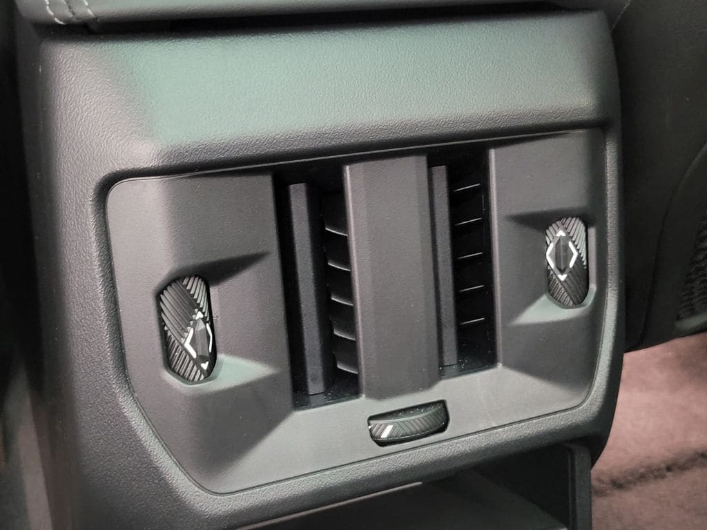 2025 BMW X3 30 - Photo 21