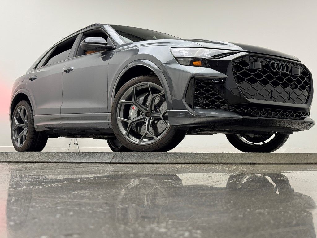 2025 Audi RS Q8 Base - Photo 59
